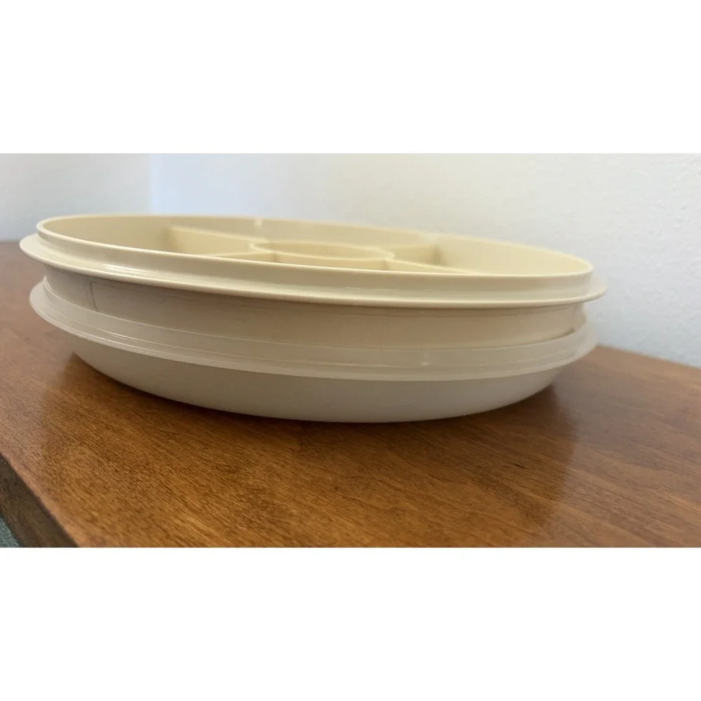 Tupperware Divided 5 Vegetable Snack Fruit Relish Dish Tray Vintage 1708-5 w/Lid